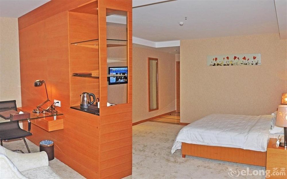 Shenzhen Huamao Aviatic Hotel Экстерьер фото