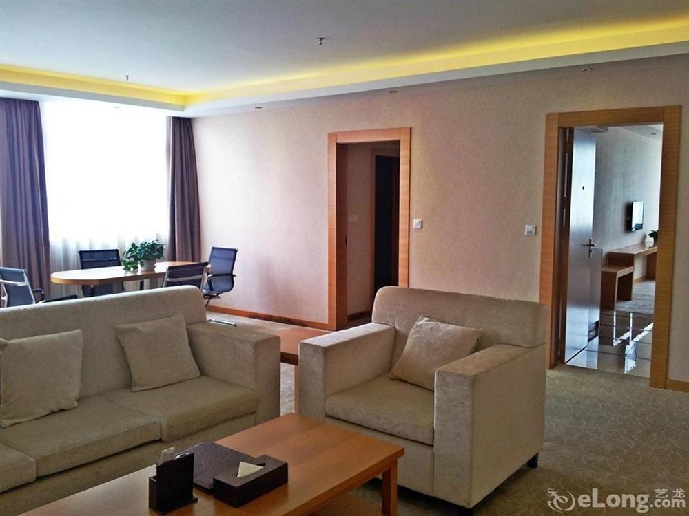 Shenzhen Huamao Aviatic Hotel Экстерьер фото