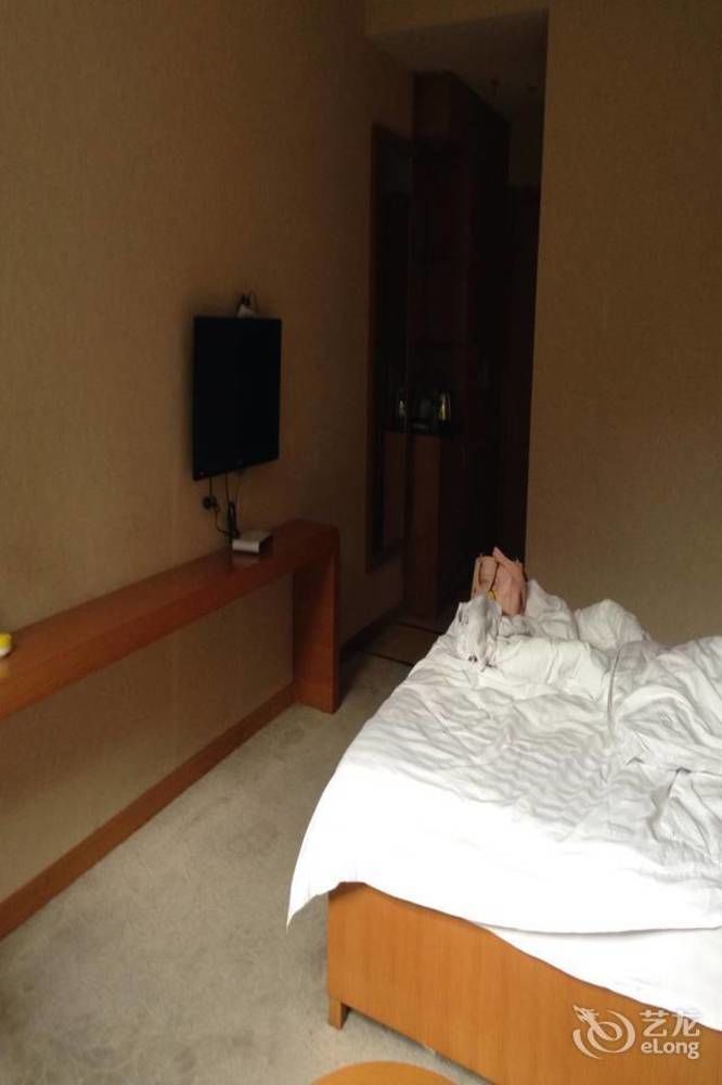 Shenzhen Huamao Aviatic Hotel Экстерьер фото